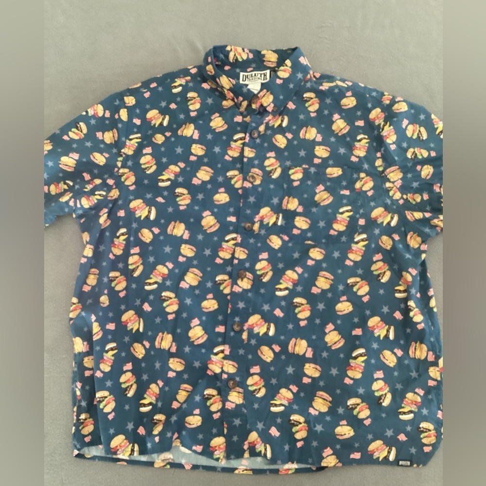 Duluth BBQ BUTTON down untuck length top-SZ XL
PIT TO PIT 24”
Length 29”